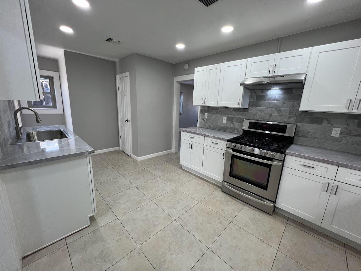 181 West Olson Avenue Reedley, CA 93654 - Photo 8 of 27 Gallery Image 8
