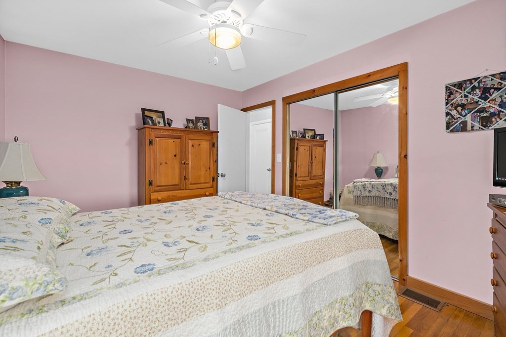 8 Vista Drive Danvers, MA 01923 - Photo 19 of 38