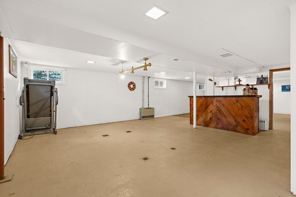 8 Vista Drive Danvers, MA 01923 - Photo 25 of 38