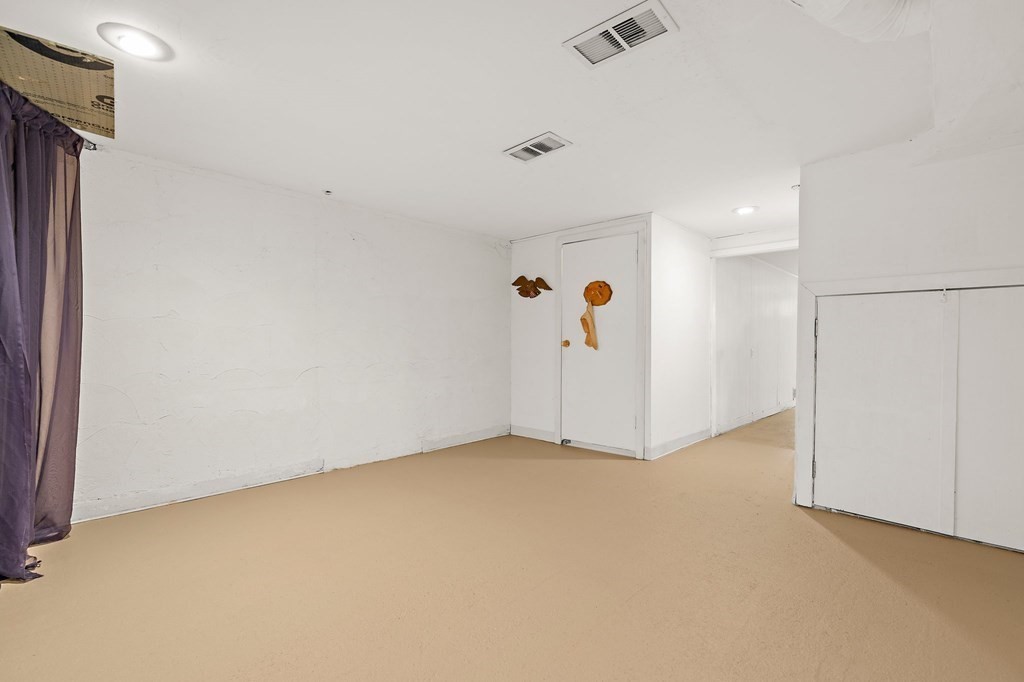 8 Vista Drive Danvers, MA 01923 - Photo 27 of 38