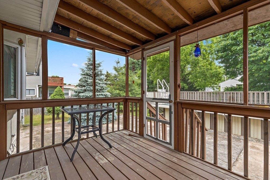 8 Vista Drive Danvers, MA 01923 - Photo 32 of 38