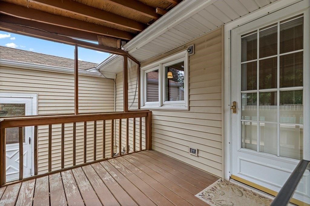 8 Vista Drive Danvers, MA 01923 - Photo 34 of 38