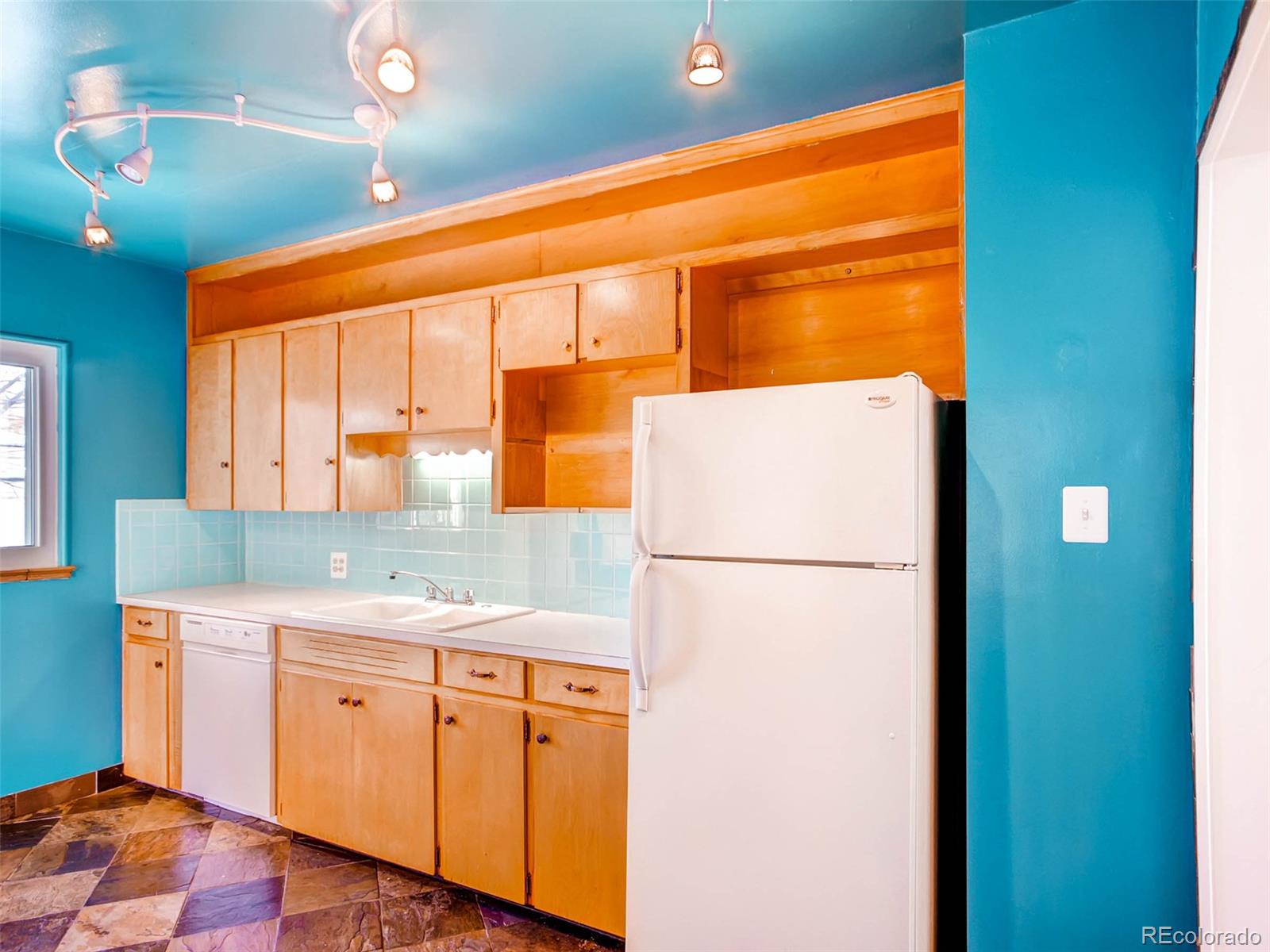 4710 Decatur Street Denver, CO 80211 - Photo 8 of 31 Gallery Image 8
