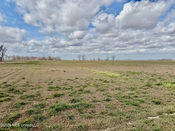 $612,000 | Cleveland Crossing Road, Cleveland, MS 38732
