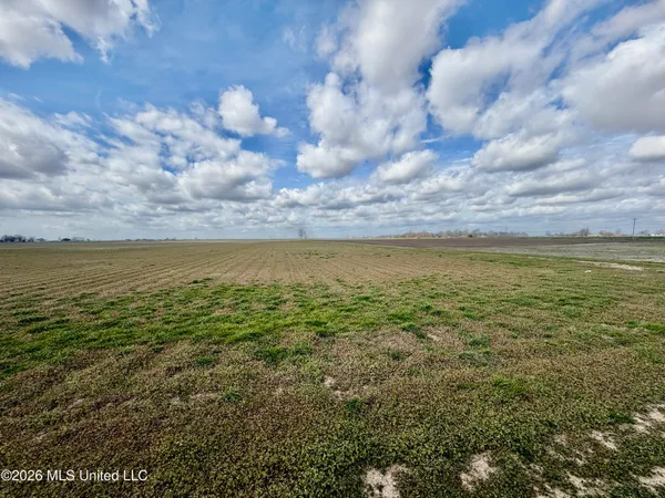 $612,000 | Cleveland Crossing Road, Cleveland, MS 38732