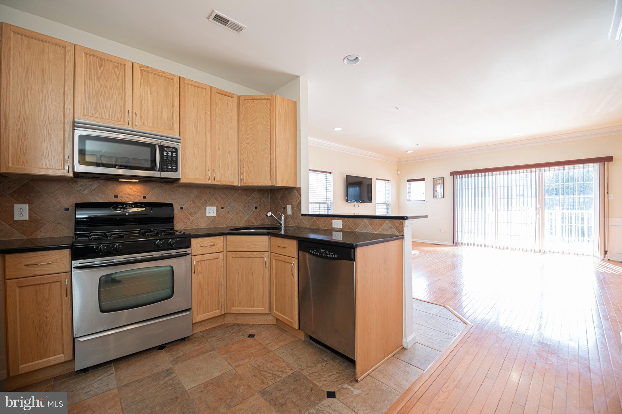 290 Byberry Road, Unit 1 Philadelphia, PA 19116 - Photo 8 of 32 Gallery Image 8