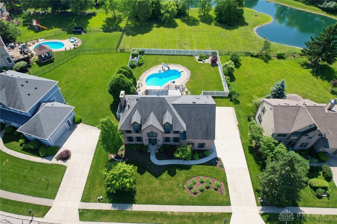 2284 Briggs Road Centerville, OH 45459 - Photo 4 of 93