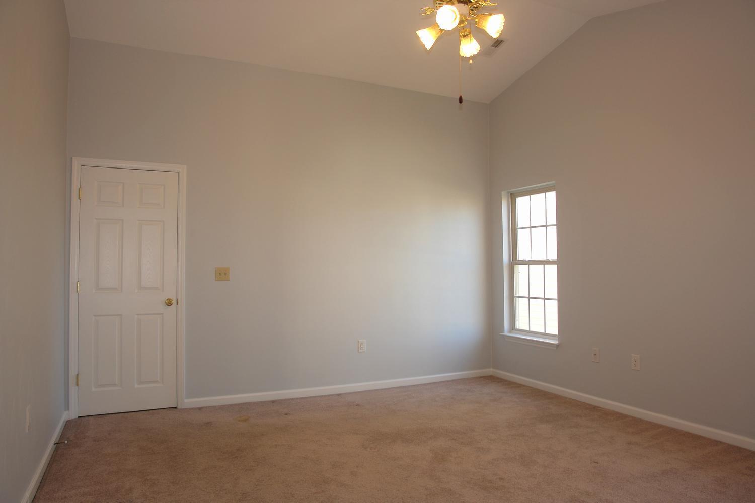 6822 Albert Road Roanoke, VA 24019 - Photo 10 of 16 6822 Albert Road Roanoke VA-large-014-01