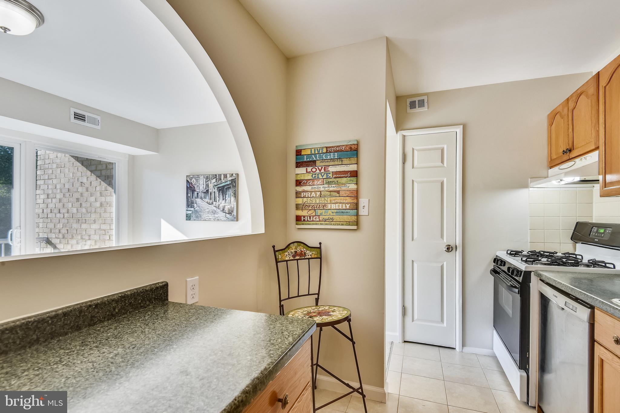 2905 Charing Cross Road, Unit 8 Falls Church, VA 22042 - Photo 11 of 46 Gallery Image 11