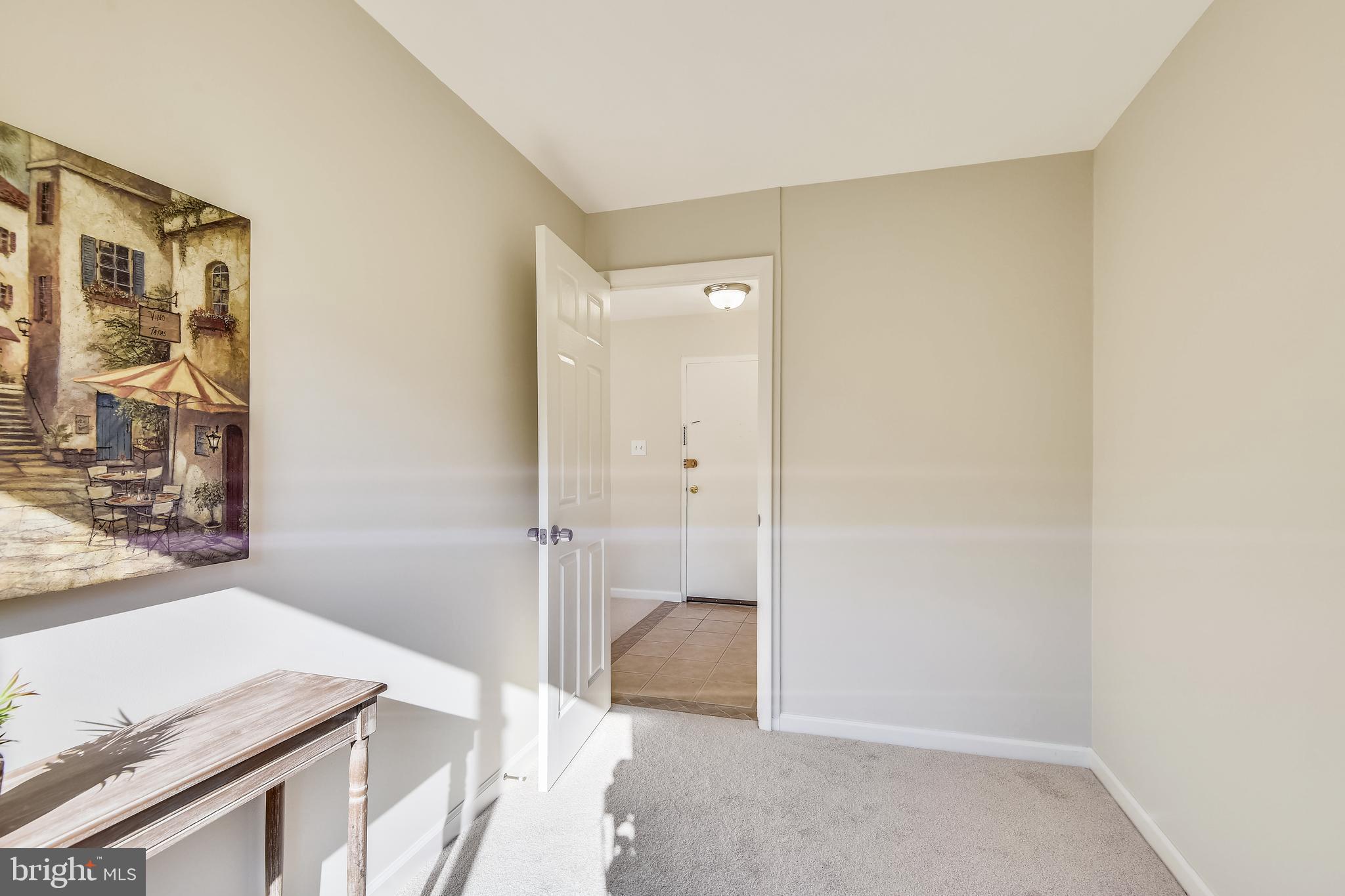2905 Charing Cross Road, Unit 8 Falls Church, VA 22042 - Photo 7 of 46 Den/Extra Room just off entryway.