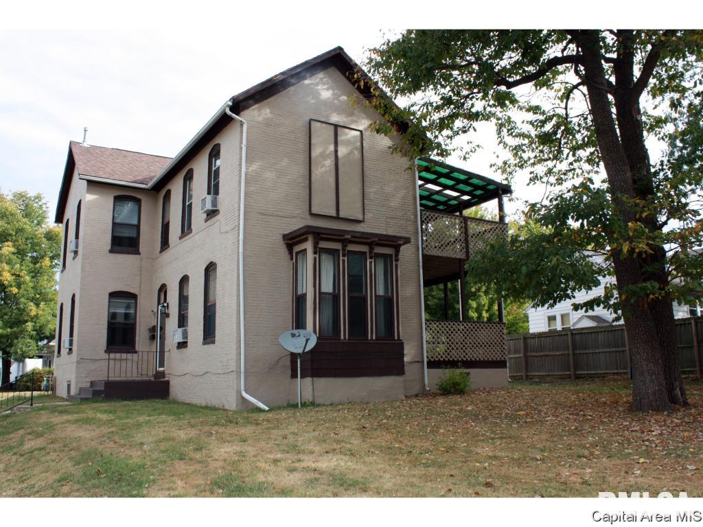 1630 North 8th Street Springfield, IL 62702 - Photo 4 of 16