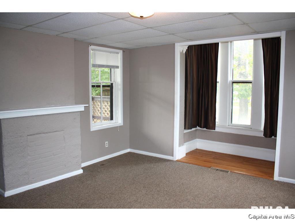 1630 North 8th Street Springfield, IL 62702 - Photo 5 of 16