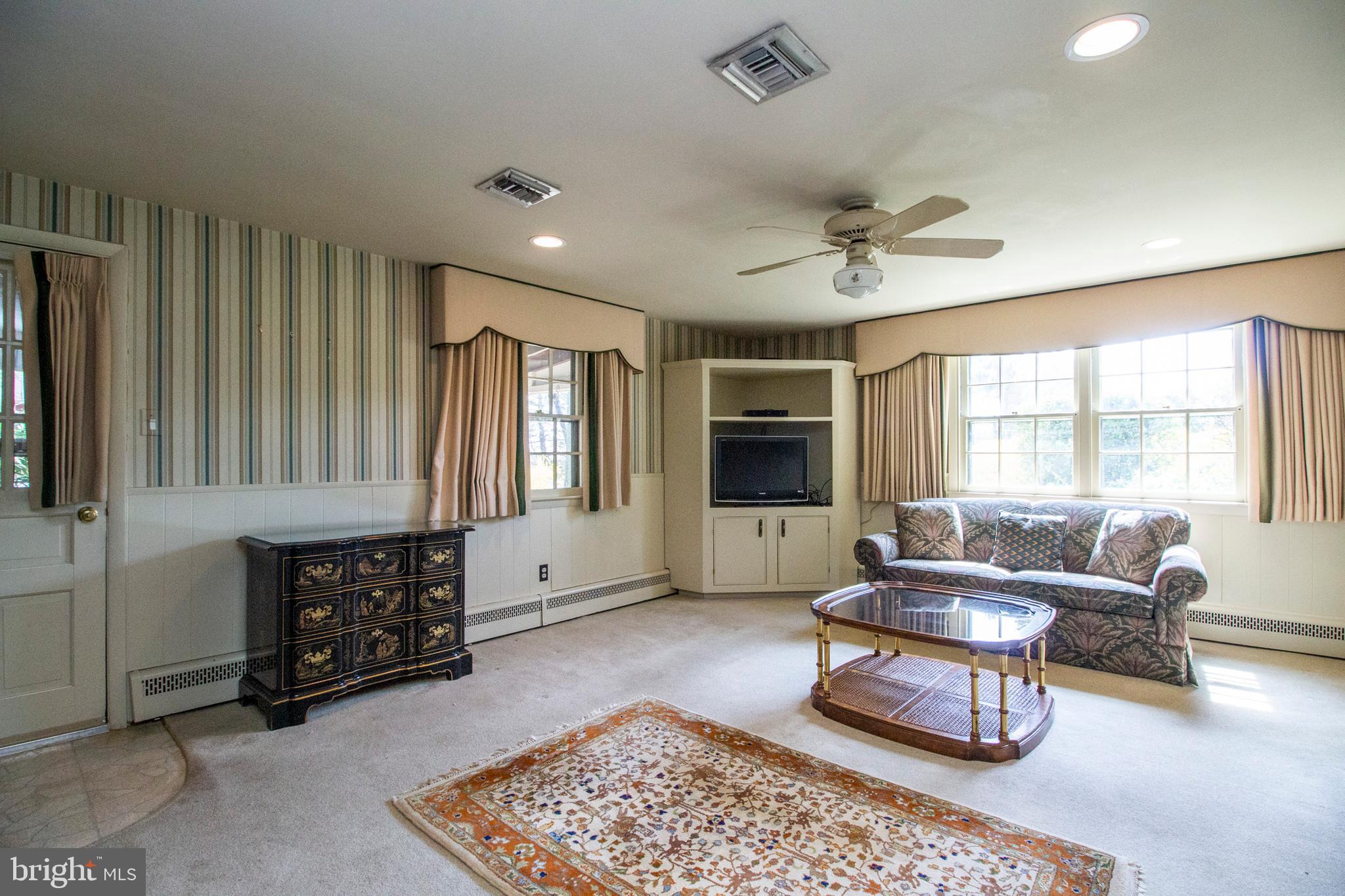 1272 George Road Jenkintown, PA 19046 - Photo 14 of 43 Family room -access to covered patio and driveway
