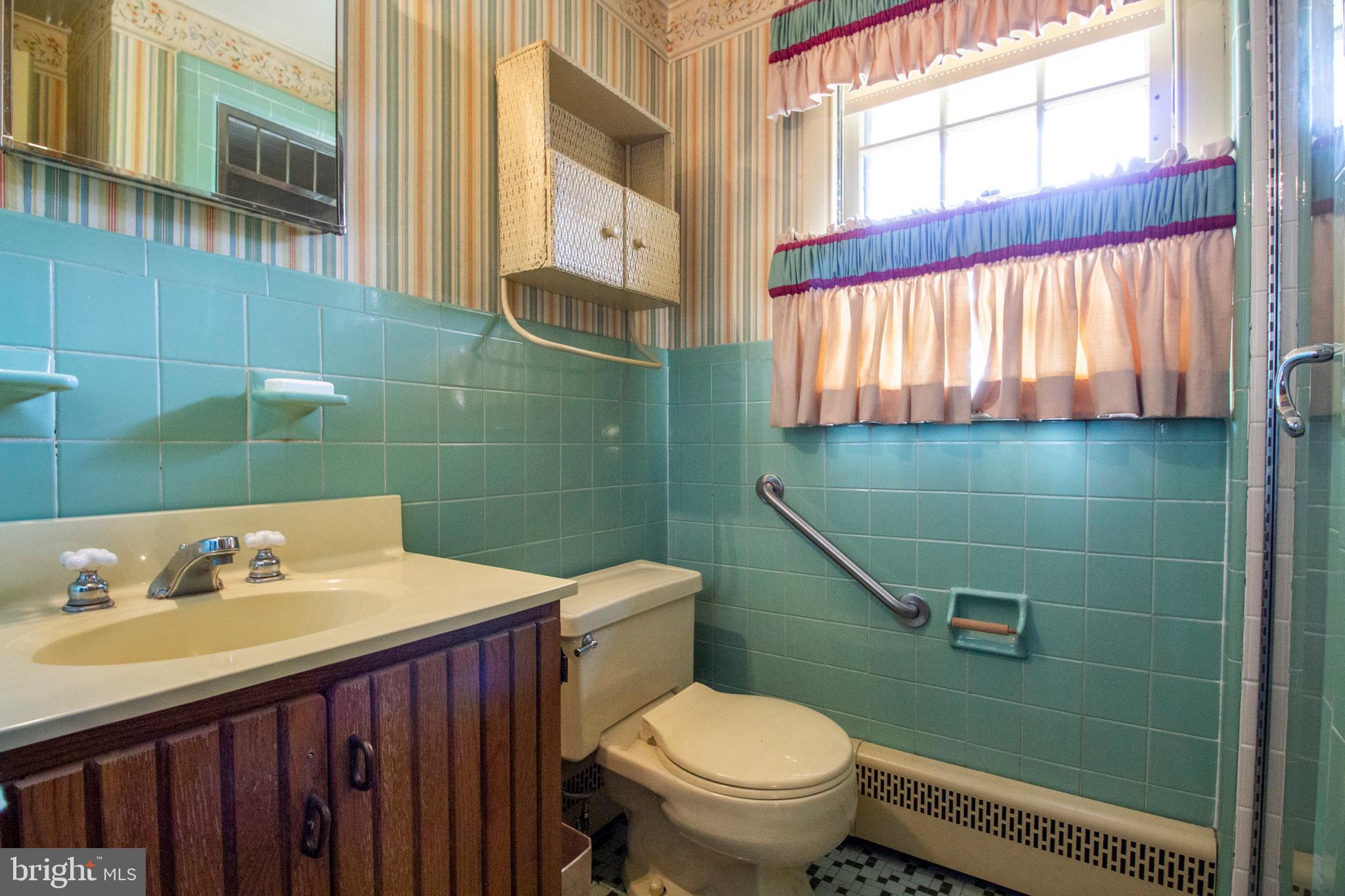 1272 George Road Jenkintown, PA 19046 - Photo 24 of 43 Master Bath
