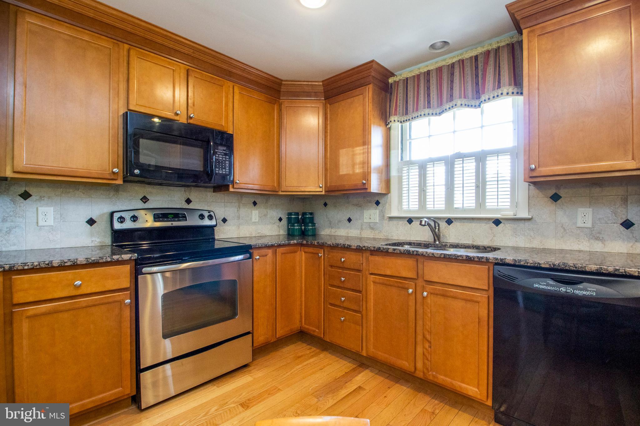 1272 George Road Jenkintown, PA 19046 - Photo 10 of 43 Kitchen