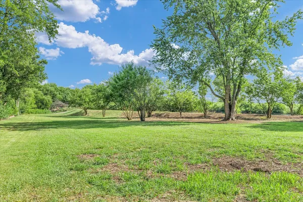 $59,900 | 50 Moss Lake Drive, Farmer City, IL 61842