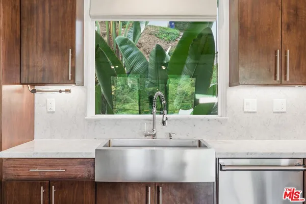 $7,195 | 3476 Troy Drive, Los Angeles, CA 90068