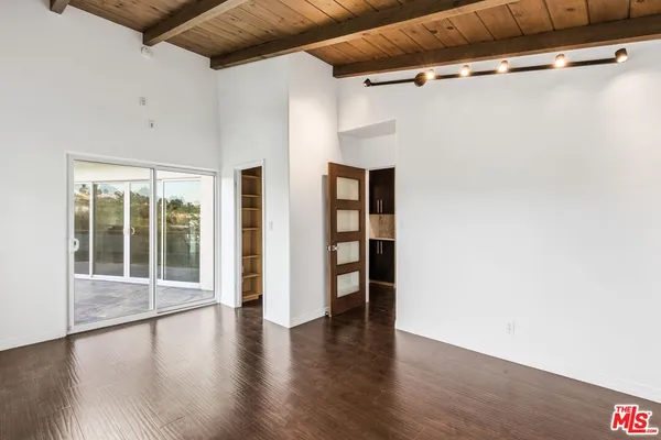 $7,195 | 3476 Troy Drive, Los Angeles, CA 90068