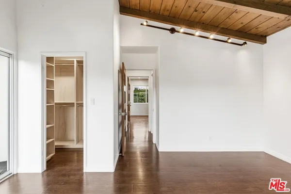 $7,195 | 3476 Troy Drive, Los Angeles, CA 90068