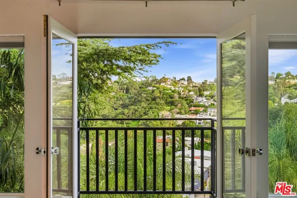 $7,195 | 3476 Troy Drive, Los Angeles, CA 90068