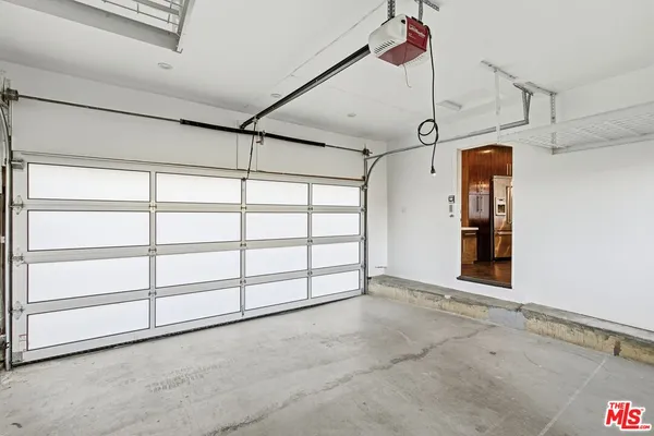 $7,195 | 3476 Troy Drive, Los Angeles, CA 90068