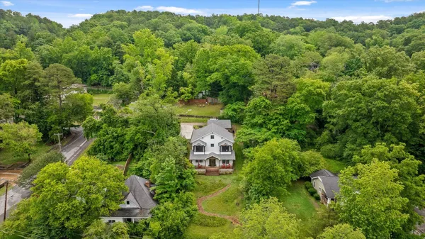 $775,000 | 5010 Tennessee Avenue, Chattanooga, TN 37409