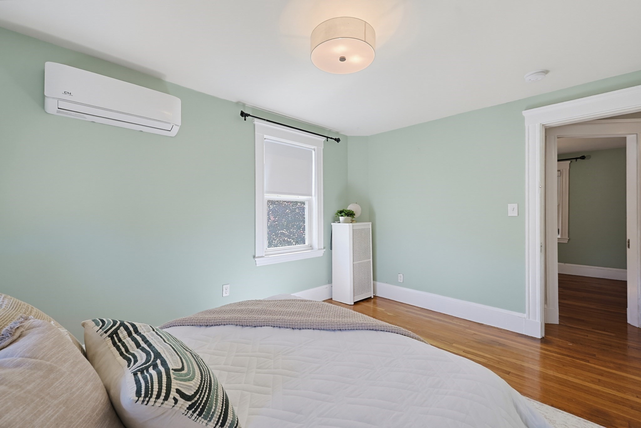 49 Katherine Road Stoneham, MA 02180 - Photo 26 of 41 Gallery Image 26