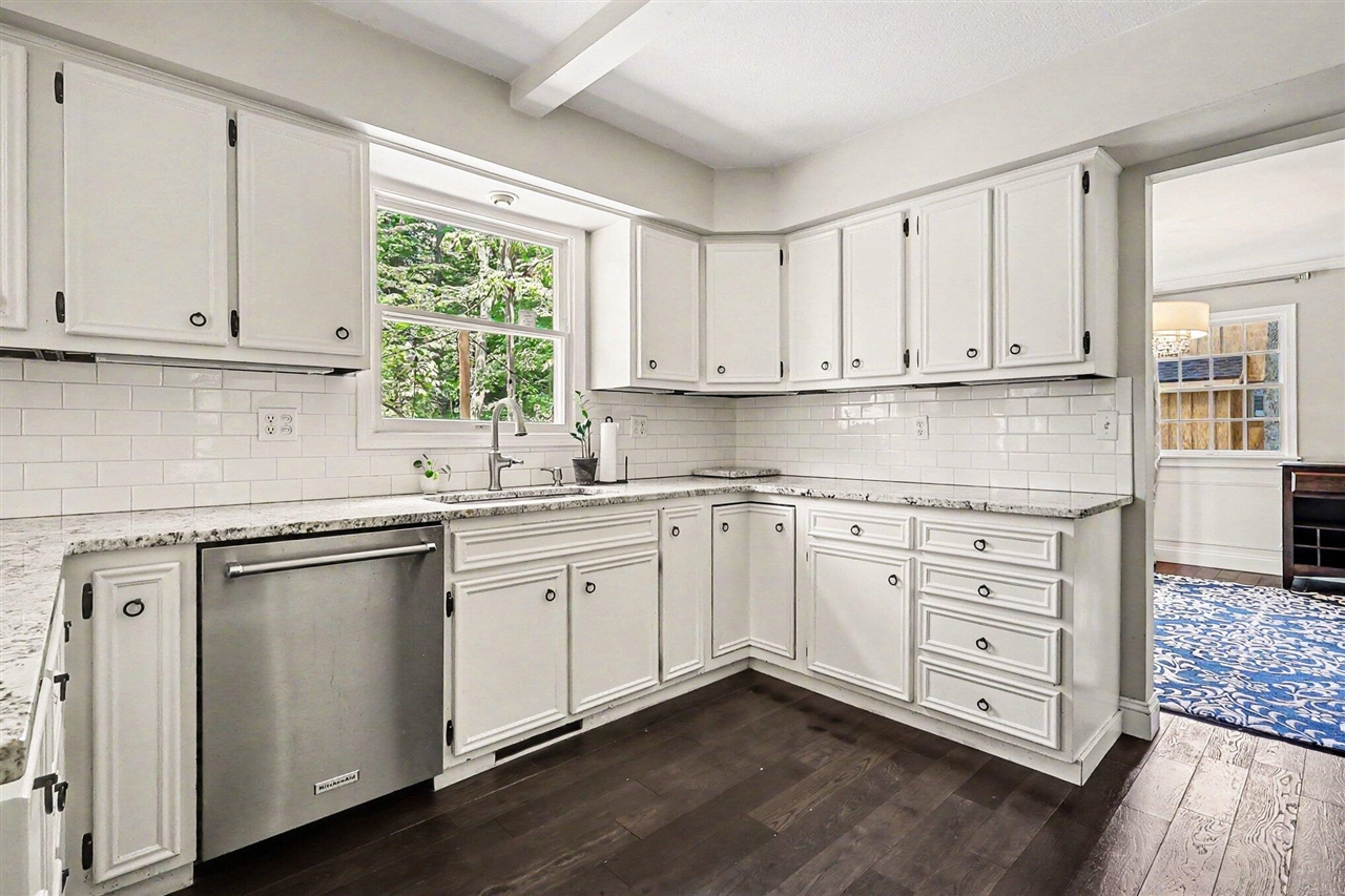 280 Portchester Road Holland, MI 49424 - Photo 12 of 31