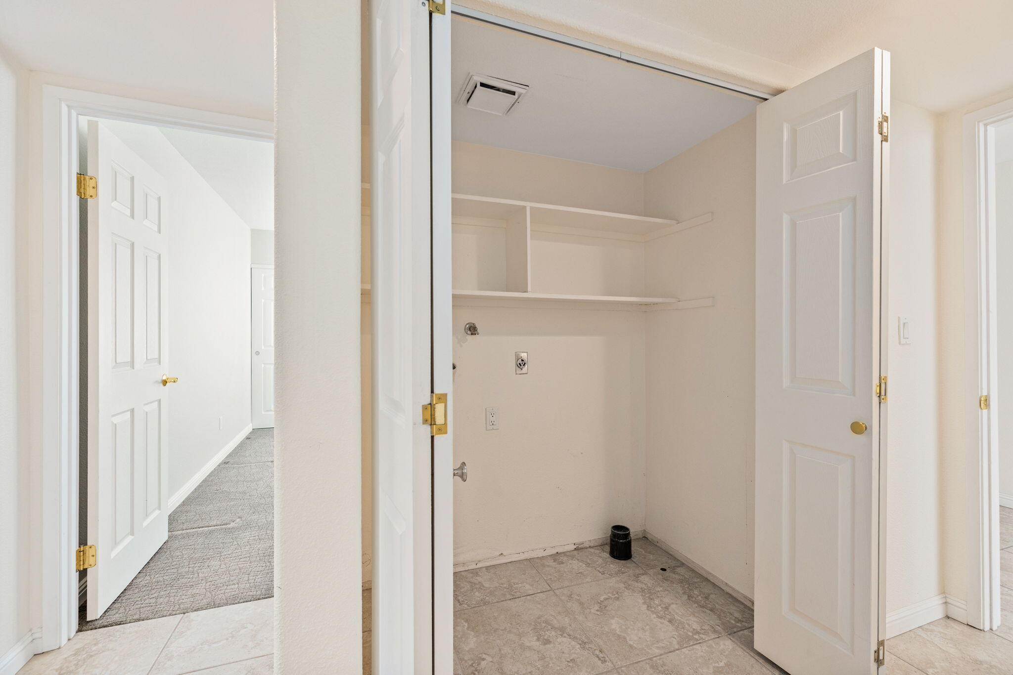 70 Durango Circle Rancho Mirage, CA 92270 - Photo 26 of 39 a view of an empty room