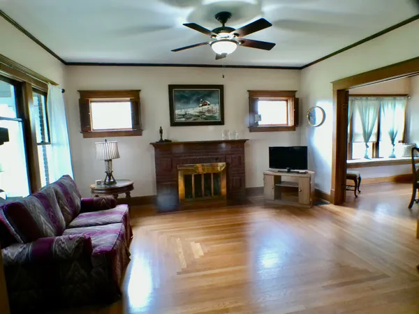 $399,900 | 14086 Highway 76, Caledonia, IL 61011