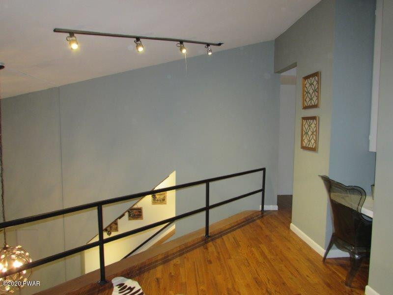 111 Rimrock Lane Hawley, PA 18428 - Photo 21 of 66