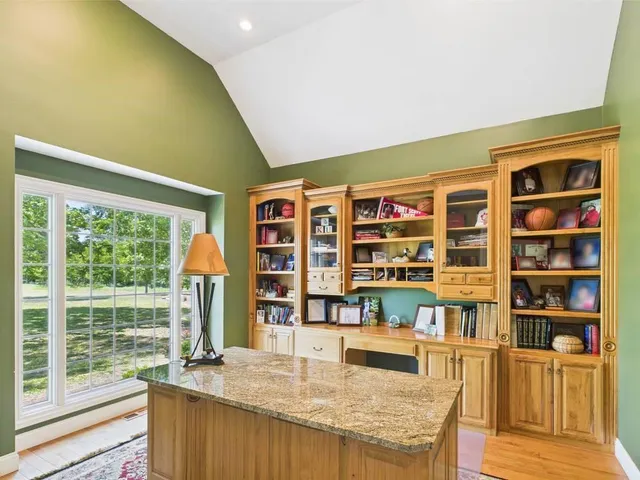 $785,000 | 1051 205th Street, Fort Scott, KS 66701