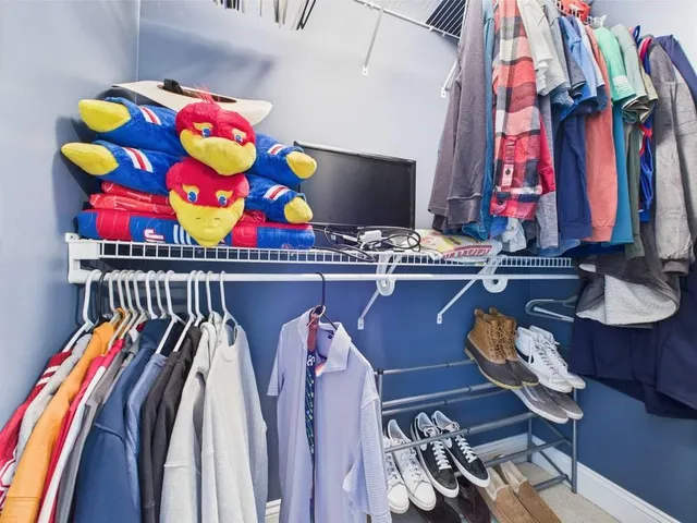 $785,000 | 1051 205th Street, Fort Scott, KS 66701