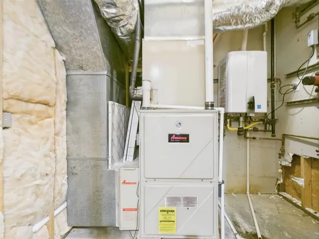 $785,000 | 1051 205th Street, Fort Scott, KS 66701