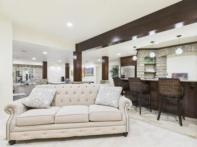 $785,000 | 1051 205th Street, Fort Scott, KS 66701