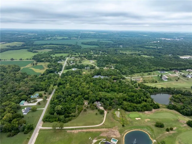 $785,000 | 1051 205th Street, Fort Scott, KS 66701