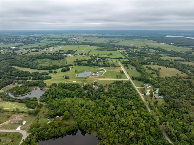 $785,000 | 1051 205th Street, Fort Scott, KS 66701