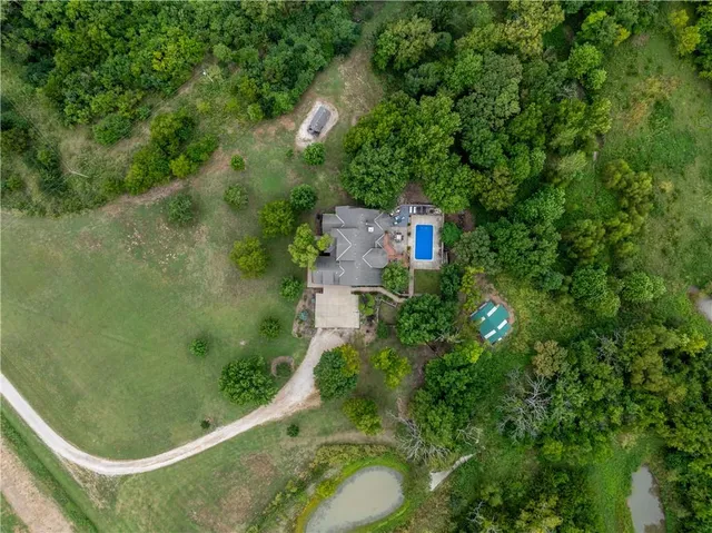 $785,000 | 1051 205th Street, Fort Scott, KS 66701