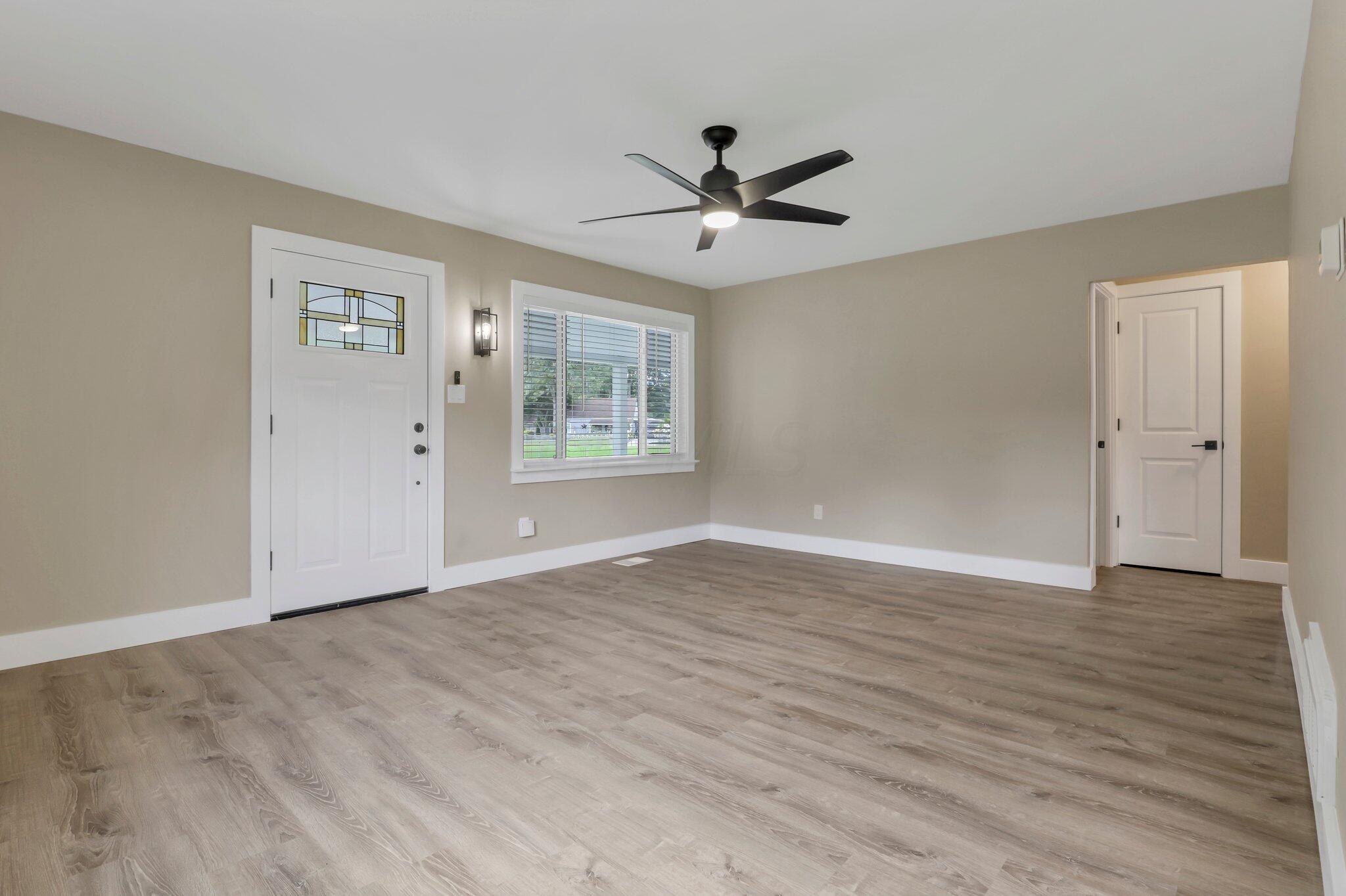 792 Exeter Road Whitehall, OH 43213 - Photo 5 of 38 5-web-or-mls-IMG_2600