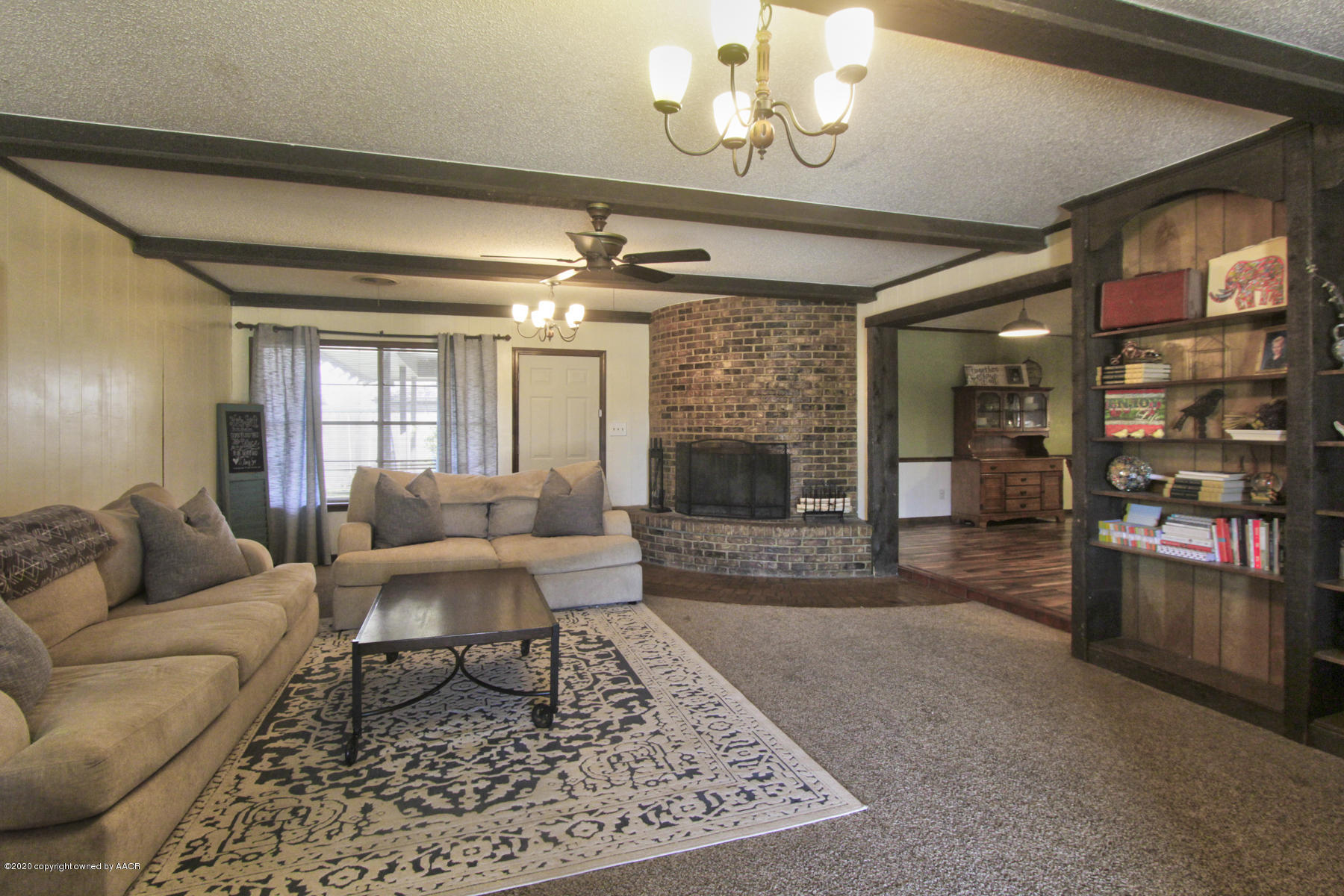 4420 Kingston Road Amarillo, TX 79109 - Photo 11 of 26 Living Room