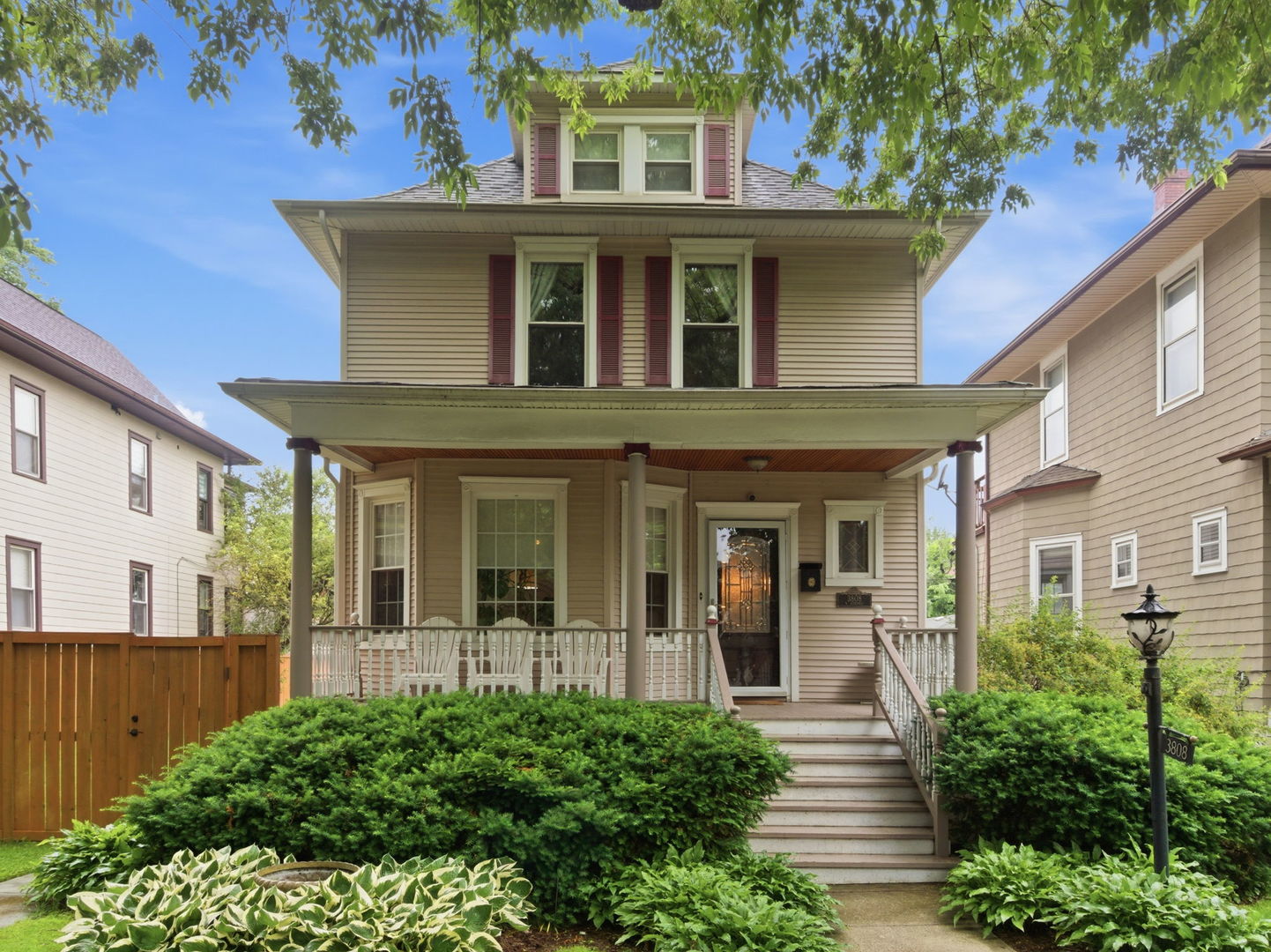 3808 North Ridgeway Avenue Chicago, IL 60618 - Photo 1 of 31