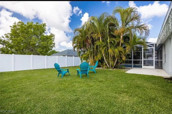$2,999 | 1724 Southwest 31st Lane, Cape Coral, FL 33914
