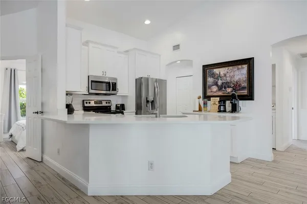 $2,999 | 1724 Southwest 31st Lane, Cape Coral, FL 33914