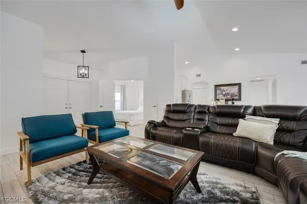 $2,999 | 1724 Southwest 31st Lane, Cape Coral, FL 33914