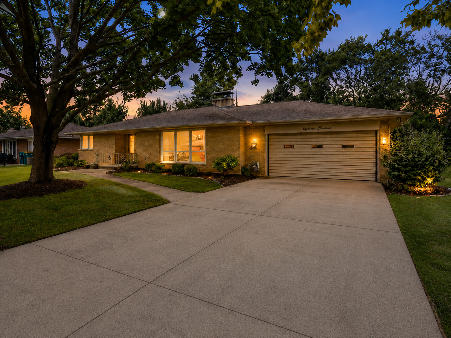 1813 West Acres Road Joliet, IL 60435 - Photo 3 of 36 Gallery Image 3