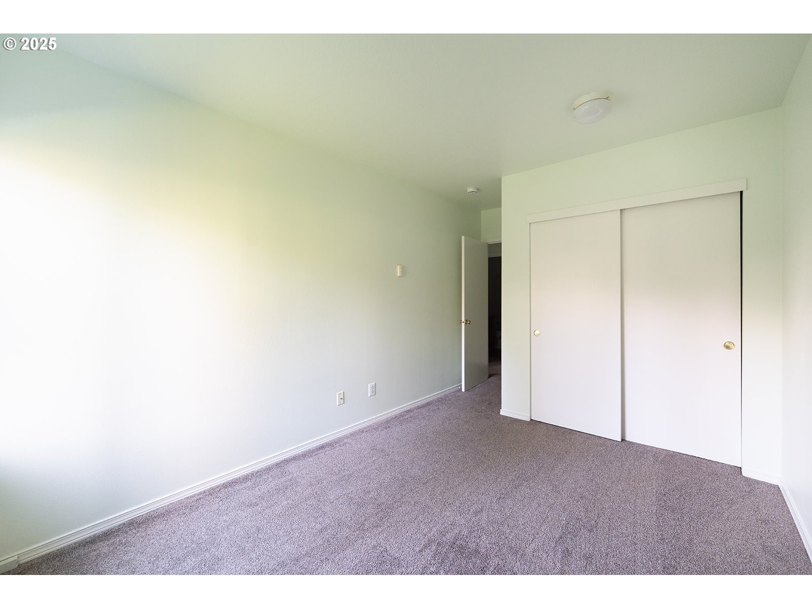 8720 Southwest Tualatin Road, Unit 206 Tualatin, OR 97062 - Photo 38 of 48
