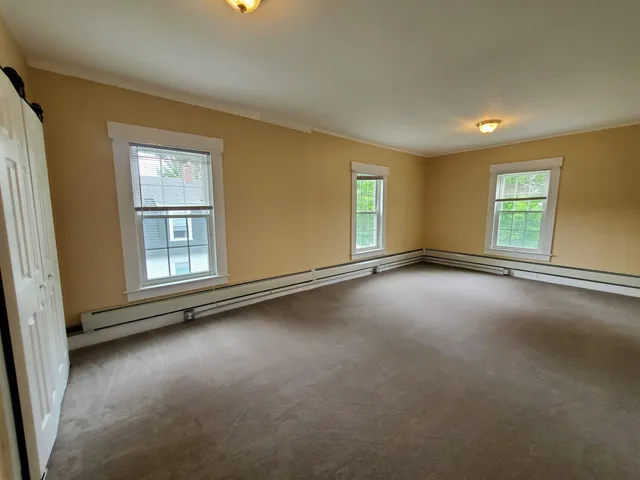 $3,500 | 526 Canaan Street, Unit 2, Canaan, NH 03741