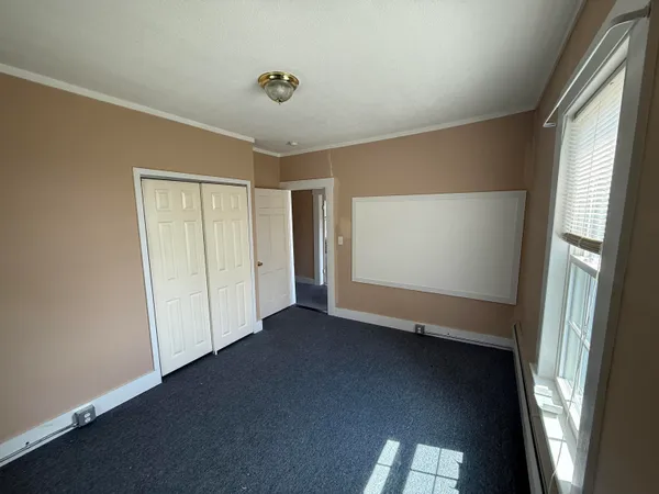 $3,500 | 526 Canaan Street, Unit 2, Canaan, NH 03741