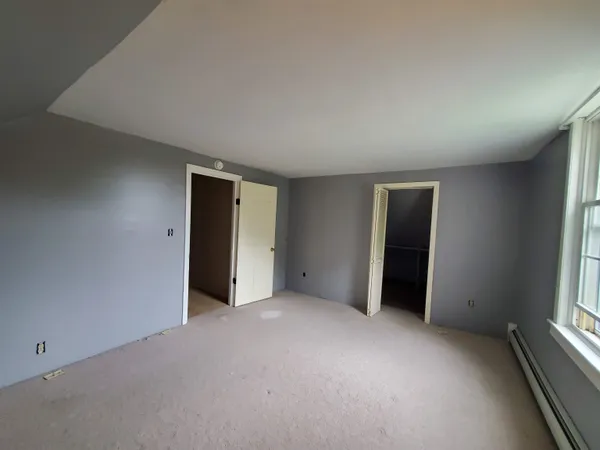 $3,500 | 526 Canaan Street, Unit 2, Canaan, NH 03741