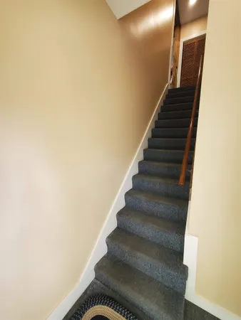 $3,500 | 526 Canaan Street, Unit 2, Canaan, NH 03741